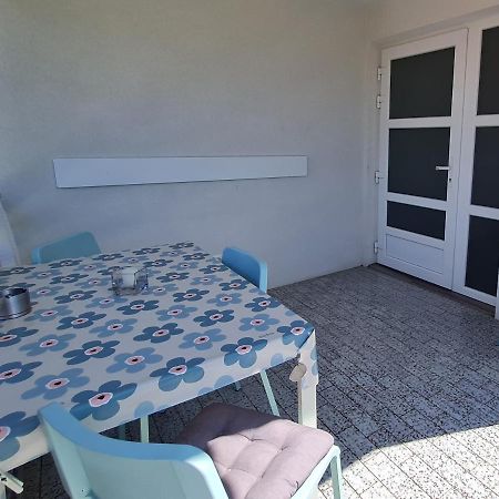 Apartman Dado Cres Luaran gambar