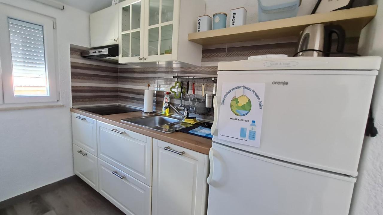 Apartman Dado Cres Luaran gambar